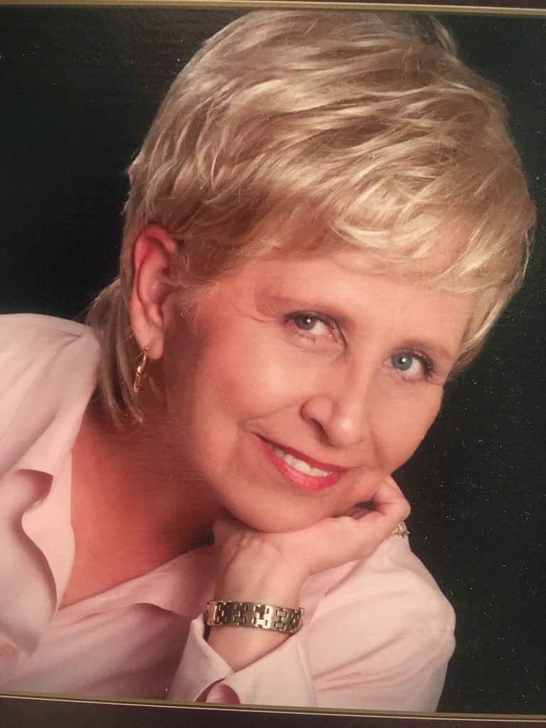 Edwina Hoyle